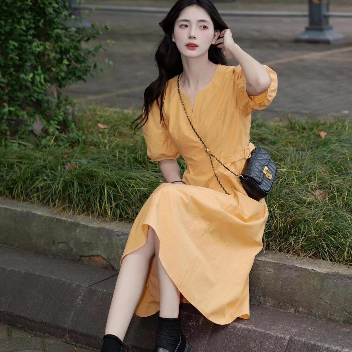 Korean-Style Orange Waist-Cinched Flowy Summer Dress for Women Small
Korean-Style Orange Waist-Cinched Flowy Summer Dress for Women Small