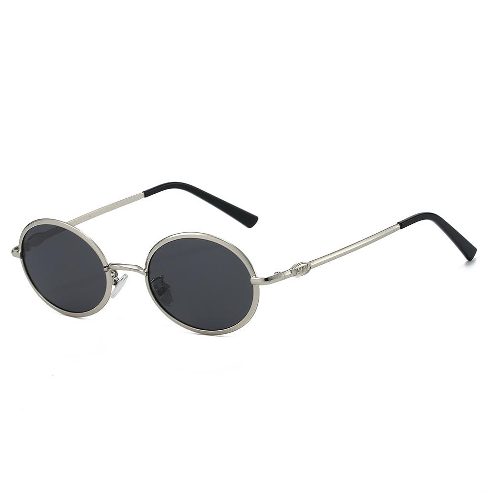 Song Yuqi Inspired Old Money Oval Sunglasses: Y2K Sweet Girl, High-End Polarized, Fashionable Street Style for Women.
Song Yuqi Inspired Old Money Oval Sunglasses: Y2K Sweet Girl, High-End Polarized, Fashionable Street Style for Women.