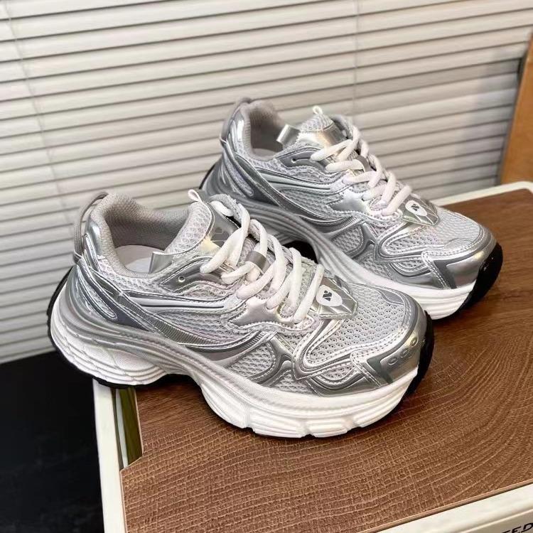 Европейская станция 2025 Весна Новые кожаные сетчатые маффины Платформа Повседневные кроссовки Показывают ноги Туфли маленького папочки Женские Летние 40 серебряный
Европейская станция 2025 Весна Новые кожаные сетчатые маффины Платформа Повседневные кроссовки Показывают ноги Туфли маленького папочки Женские Летние 40 серебряный