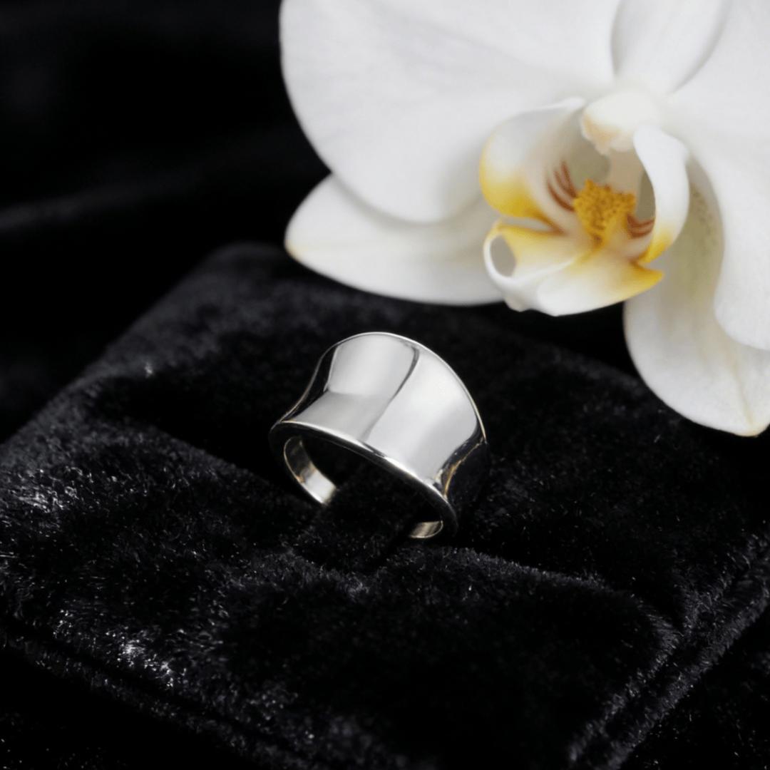Hot luxury 925 Sterling Silver wide Rings for men Women Size 6 7 8 9 10 Fashion party fine Jewelry gifts temperament 10
Hot luxury 925 Sterling Silver wide Rings for men Women Size 6 7 8 9 10 Fashion party fine Jewelry gifts temperament 10
