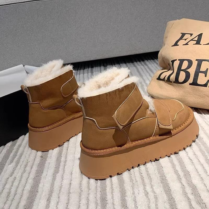 Thick-soled Velcro wool snow boots women s ins tide 2025 winter new velvet thickened warm versatile cotton shoes 35
Thick-soled Velcro wool snow boots women s ins tide 2025 winter new velvet thickened warm versatile cotton shoes 35