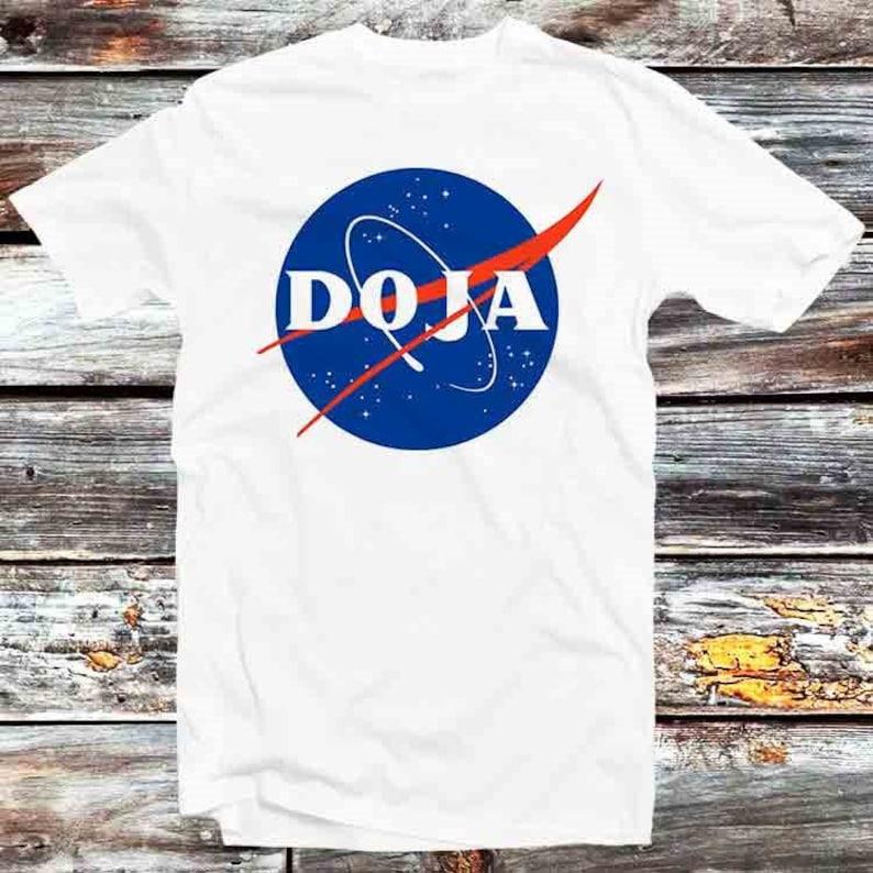 230 г/м2 100% хлопок Doja Blue Nasa Classic King футболка винтажная ретро крутой подарок мужская женская унисекс мультфильм аниме топ футболка B462 XXS белый
230 г/м2 100% хлопок Doja Blue Nasa Classic King футболка винтажная ретро крутой подарок мужская женская унисекс мультфильм аниме топ футболка B462 XXS белый