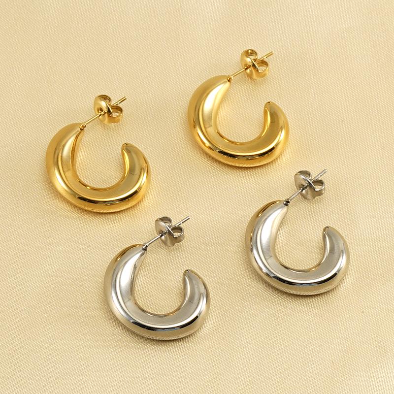 European & American Minimalist 18K Gold-Plated Stainless Steel Geometric Earrings - Women s Fashion Accessory
European & American Minimalist 18K Gold-Plated Stainless Steel Geometric Earrings - Women s Fashion Accessory