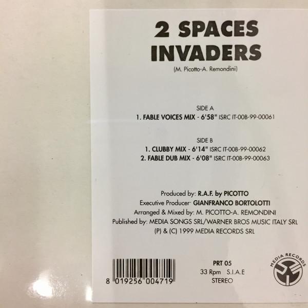 12inch Record 2 SPACES - Invaders PRT05 Pirate Records 1999 Italy Dance & Electronica Used
12inch Record 2 SPACES - Invaders PRT05 Pirate Records 1999 Italy Dance & Electronica Used