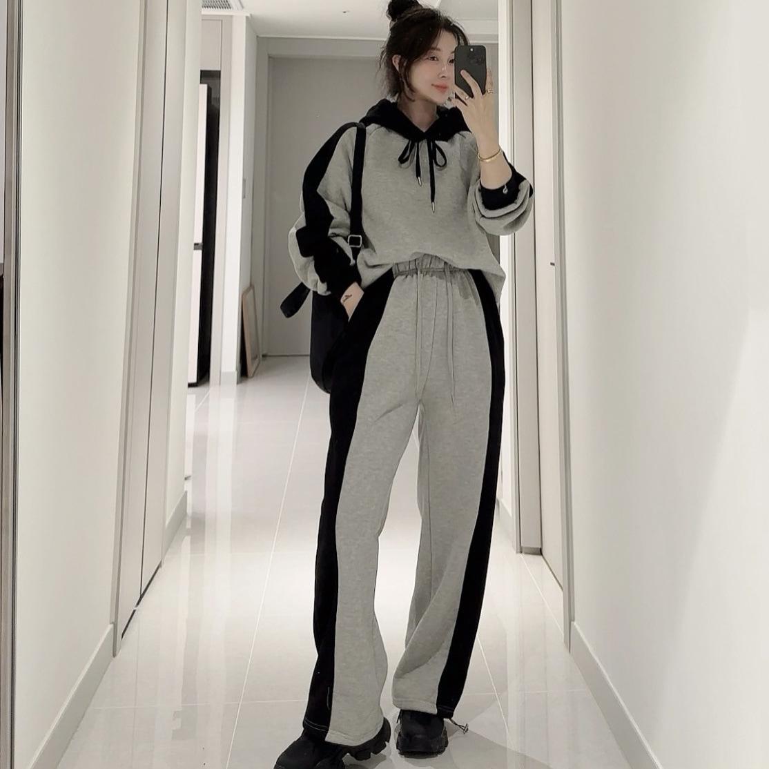 Autumn/Winter 2025 Plush Color Block Loose Hoodie & Casual Pants Set - Japanese Korean Style XXL белый
Autumn/Winter 2025 Plush Color Block Loose Hoodie & Casual Pants Set - Japanese Korean Style XXL белый