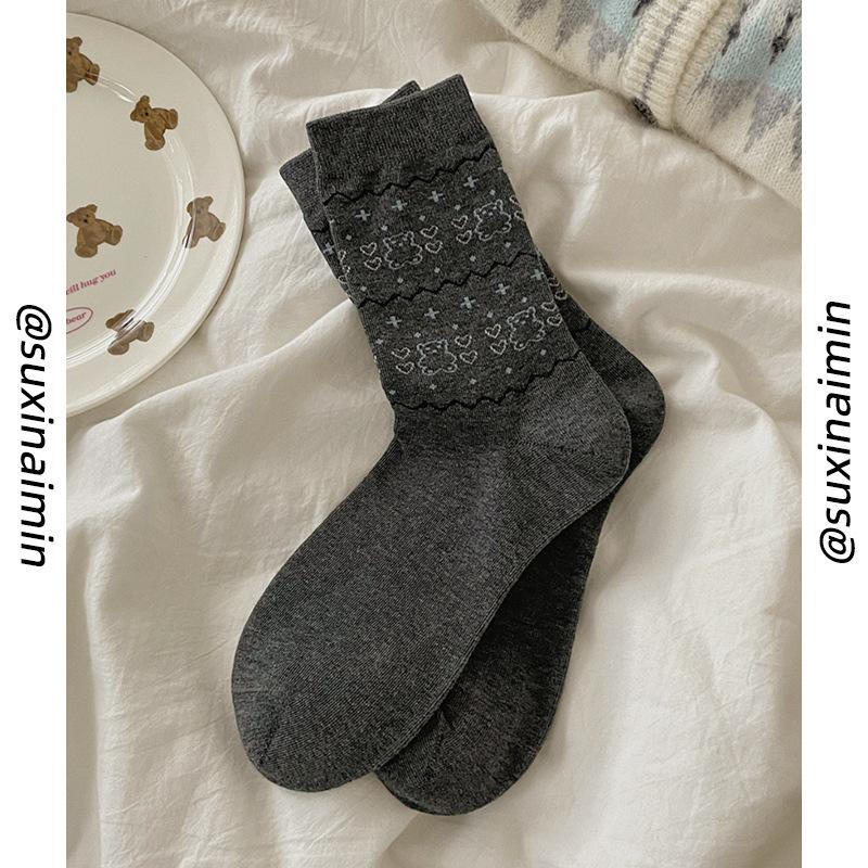 Fair Island Socks Women s Spring and Autumn Cute Japanese Bear Medium Tube Socks Tide Korean Edition Stacking Stockings темно-сірий колір
Fair Island Socks Women s Spring and Autumn Cute Japanese Bear Medium Tube Socks Tide Korean Edition Stacking Stockings темно-сірий колір