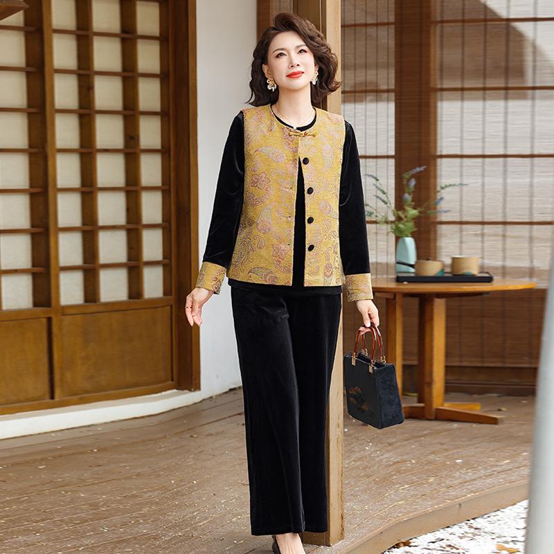 Golden Velvet Three-Piece Set - Chinese Style Spring/Autumn Fashion for Women Aged 40-60 XL (recommended 95-110 jin)
Golden Velvet Three-Piece Set - Chinese Style Spring/Autumn Fashion for Women Aged 40-60 XL (recommended 95-110 jin)