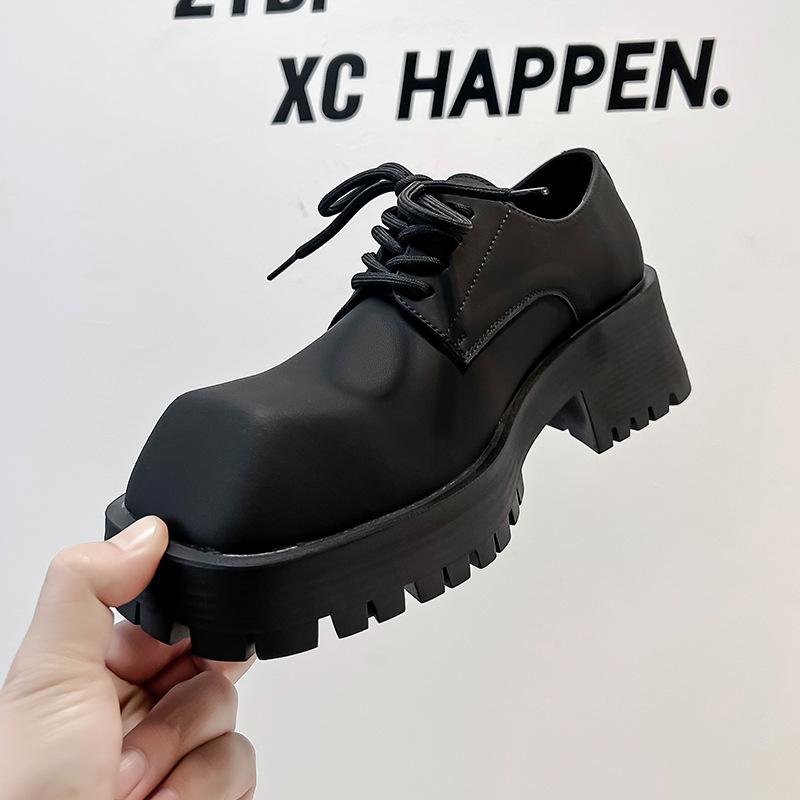 Paris Mickey Derby shoes versatile casual leather shoes platform heightening black high-end big head men s shoes 58865-A 44 чорний
Paris Mickey Derby shoes versatile casual leather shoes platform heightening black high-end big head men s shoes 58865-A 44 чорний