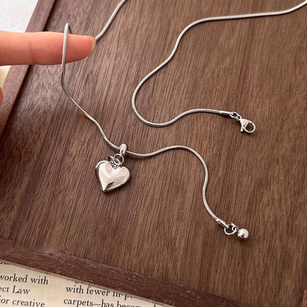 Titanium Steel Love Heart Pendant Necklace Adjustable Sweater Chains Clavicle Chain Jewelry
Titanium Steel Love Heart Pendant Necklace Adjustable Sweater Chains Clavicle Chain Jewelry