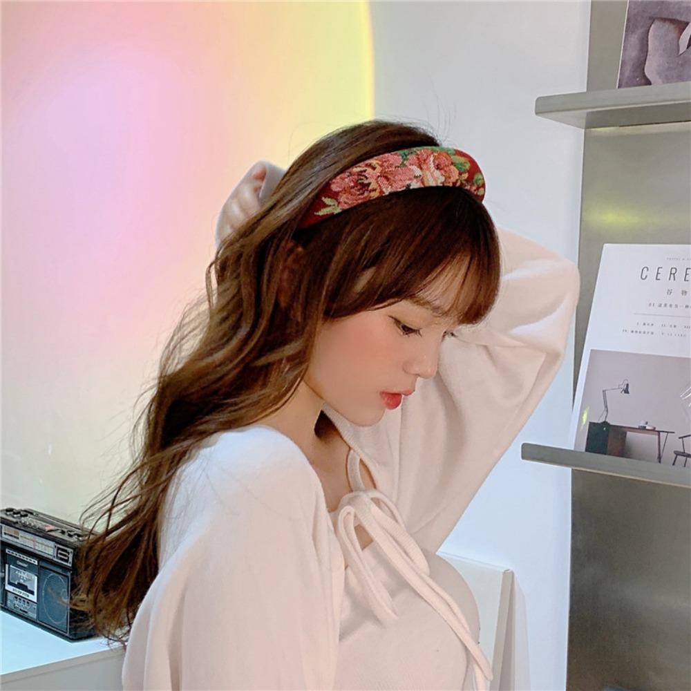 Headwear For Female Sponge Hair Hoop Korean Style Headband Hair Accessories Women Hairband чорний
Headwear For Female Sponge Hair Hoop Korean Style Headband Hair Accessories Women Hairband чорний