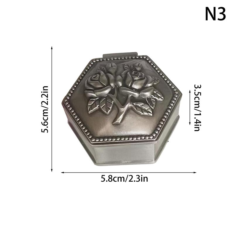 Small Size Retro Metal Jewelry Box Vintage Flower Carved Home Decor Trinket Case Ring Bracelet Pendant Storage Beads Organizer as the picture
Small Size Retro Metal Jewelry Box Vintage Flower Carved Home Decor Trinket Case Ring Bracelet Pendant Storage Beads Organizer as the picture
