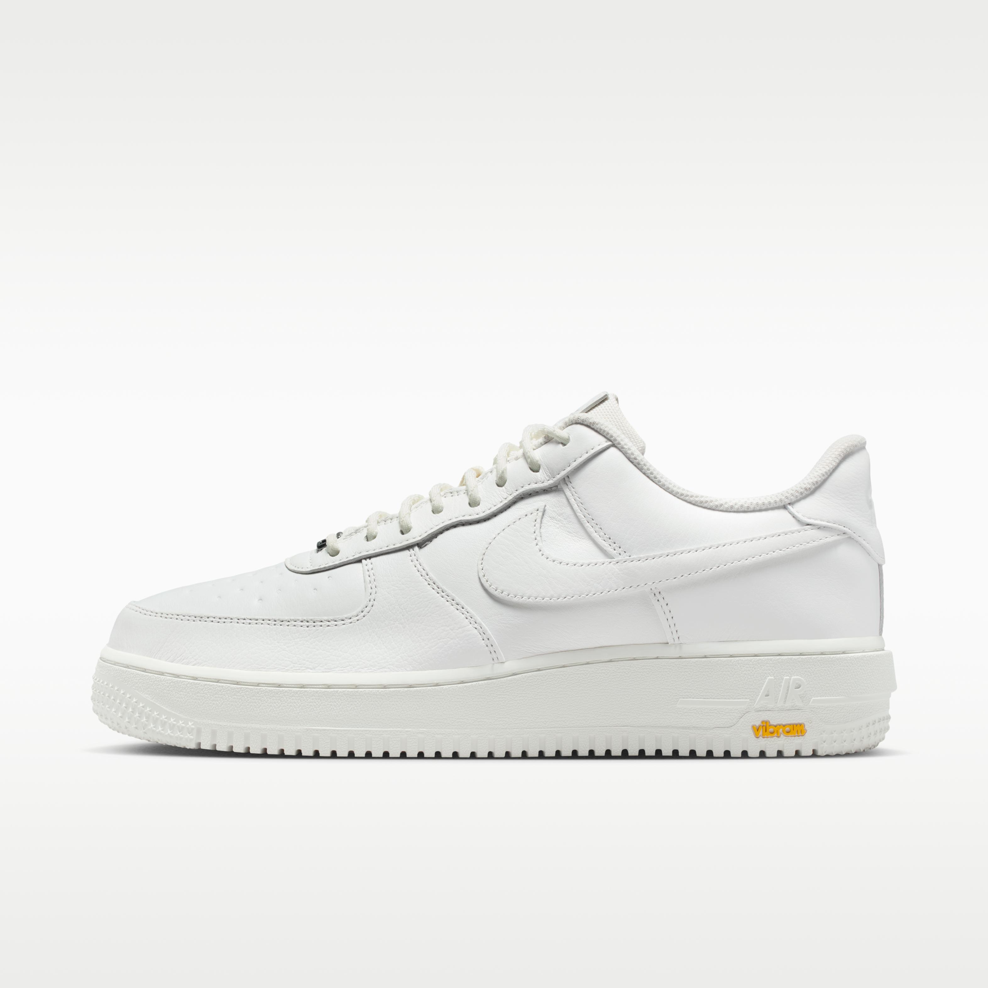 Nike Air Force 1 Low Gore-Tex Vibram Summit White 40
Nike Air Force 1 Low Gore-Tex Vibram Summit White 40