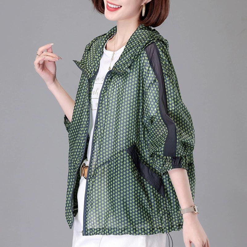 Женская легкая короткая однотонная защитная куртка летняя куртка больших размеров с сетчатым кружевом и капюшоном XS зелёный
Женская легкая короткая однотонная защитная куртка летняя куртка больших размеров с сетчатым кружевом и капюшоном XS зелёный