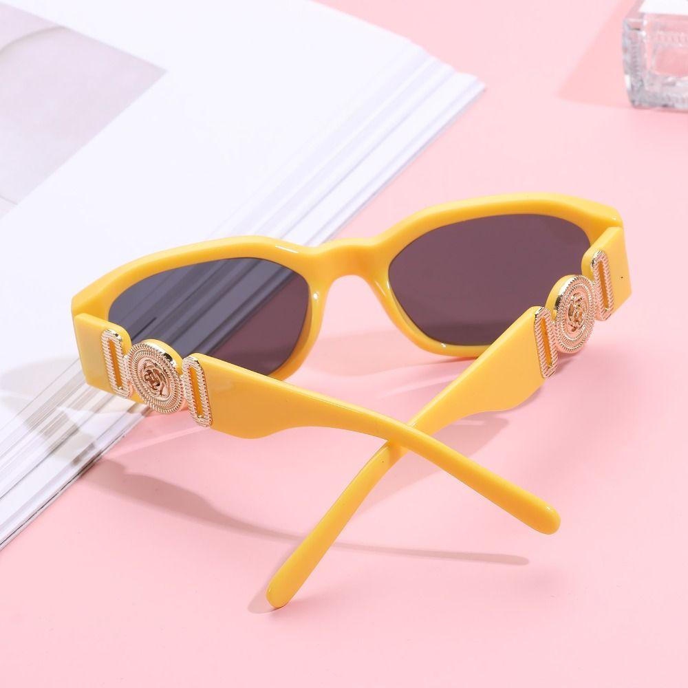 Trendy Thick Frame Irregular Sunglasses Sun Glasses Vintage Shades with Metal Rose Design Yellow-Black Gray
Trendy Thick Frame Irregular Sunglasses Sun Glasses Vintage Shades with Metal Rose Design Yellow-Black Gray