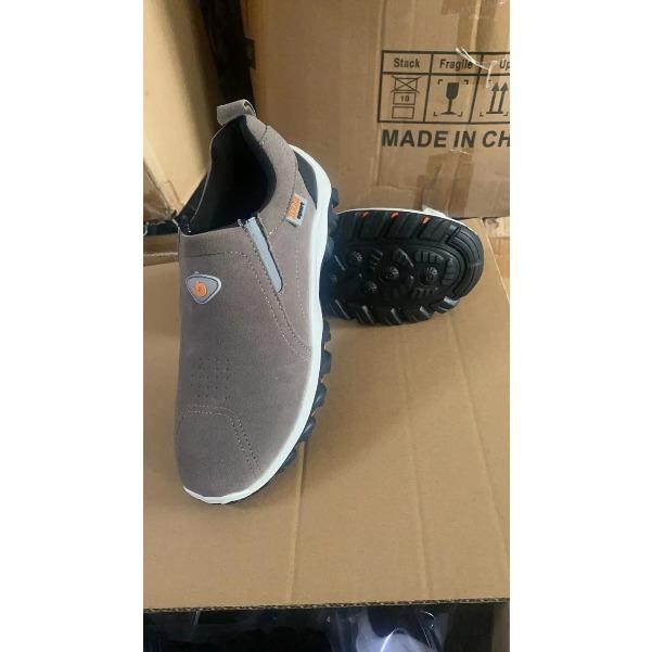 Men Winter Spring Autumn Casual Sports Sneakers Comfortable Fashionable Versatile Suitable for Sports Activities and Daily Wear 38
Men Winter Spring Autumn Casual Sports Sneakers Comfortable Fashionable Versatile Suitable for Sports Activities and Daily Wear 38