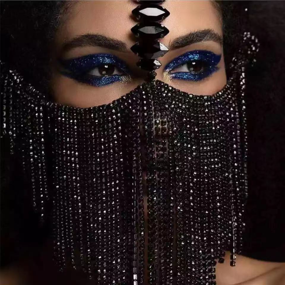 Halloween Ornaments, Full Face Mask Full Of Diamond Tassel, Party Ball Attention Shiny Diamond Mask чорний
Halloween Ornaments, Full Face Mask Full Of Diamond Tassel, Party Ball Attention Shiny Diamond Mask чорний