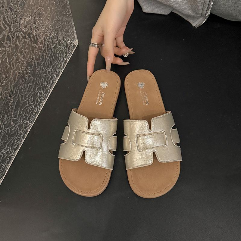 Low-heeled one-word slippers women s summer outer wear 2025 new matching skirt seaside beach cool slippers 40 світло-синій колір
Low-heeled one-word slippers women s summer outer wear 2025 new matching skirt seaside beach cool slippers 40 світло-синій колір