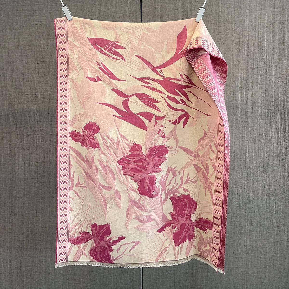 Luxury Warm Design Poncho Cashmere Winter Women Scarf Print Shawl Wrap Female Thick Pashmina Blanket Bufanda Travel Echarpe 190x65cm
Luxury Warm Design Poncho Cashmere Winter Women Scarf Print Shawl Wrap Female Thick Pashmina Blanket Bufanda Travel Echarpe 190x65cm