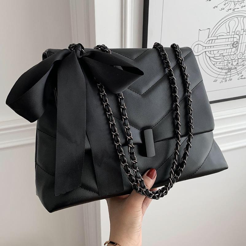 Fashion Large-capacity Rhombus Lattice Bag Autumn and Winter New Shoulder Soft Messenger Large-capacity Women s Bag
Fashion Large-capacity Rhombus Lattice Bag Autumn and Winter New Shoulder Soft Messenger Large-capacity Women s Bag