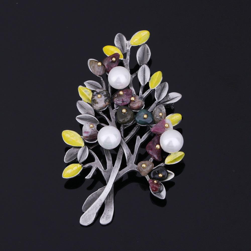 Alloy Retro Brooch, High-End Light Luxury Clothing Accessories, Camellia Brooch, Pearl Brooch, Pin Jewelry
Alloy Retro Brooch, High-End Light Luxury Clothing Accessories, Camellia Brooch, Pearl Brooch, Pin Jewelry
