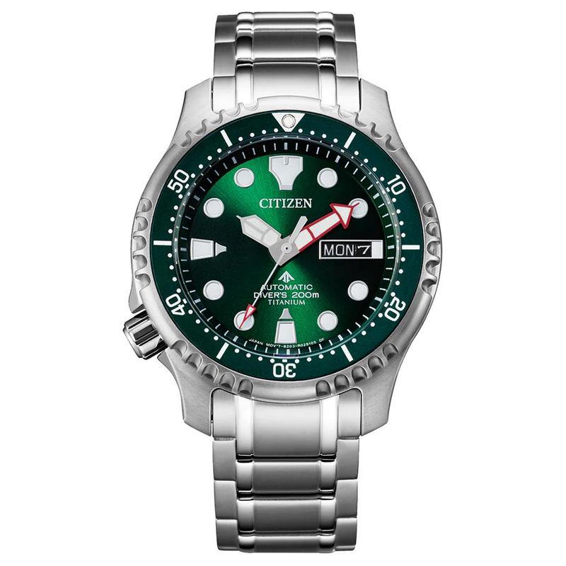 CITIZEN 200 meters waterproof Automatic titanium strap 42mm men s watch green dial NY0100-50X золотий
CITIZEN 200 meters waterproof Automatic titanium strap 42mm men s watch green dial NY0100-50X золотий