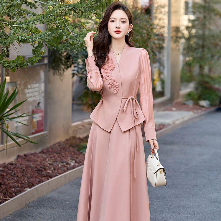 Autumn 2025 Women s Red Slimming Suit Skirt Set: Waist-Cinching Shirt & Skirt Two-Piece Formal Wear 2XL (131-145 jin) рожевий
Autumn 2025 Women s Red Slimming Suit Skirt Set: Waist-Cinching Shirt & Skirt Two-Piece Formal Wear 2XL (131-145 jin) рожевий