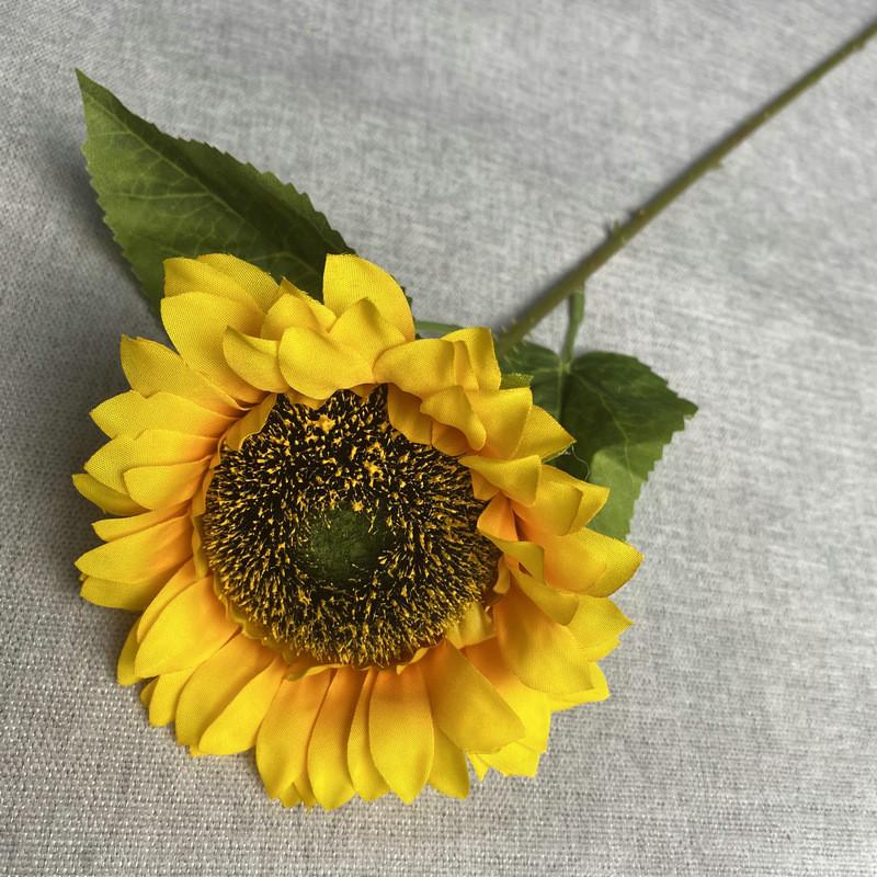 Single Sunflower Stem Fake Flower For Wedding Photography And Home Decor Gift светло-желтого
Single Sunflower Stem Fake Flower For Wedding Photography And Home Decor Gift светло-желтого