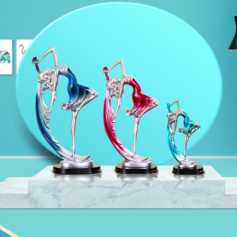 Dancer Figurine Ornament for Living Room or Wine Cabinet Decor Small dancer, height 21 cm
Dancer Figurine Ornament for Living Room or Wine Cabinet Decor Small dancer, height 21 cm
