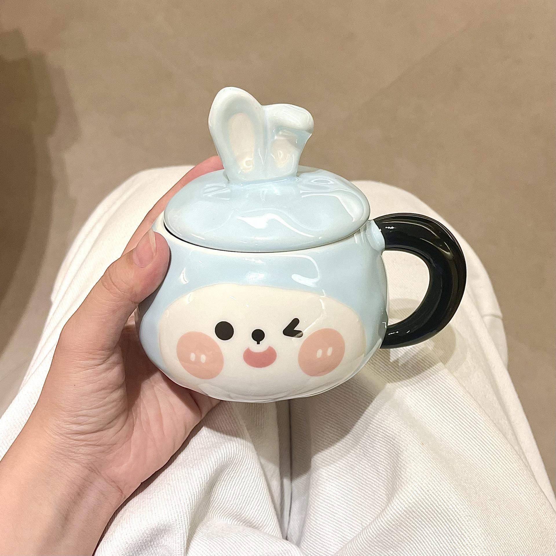 High-value rabbit mug with lid, large-capacity cute cup, cartoon ceramic water cup, and a gift for girls. 301-400ml
High-value rabbit mug with lid, large-capacity cute cup, cartoon ceramic water cup, and a gift for girls. 301-400ml
