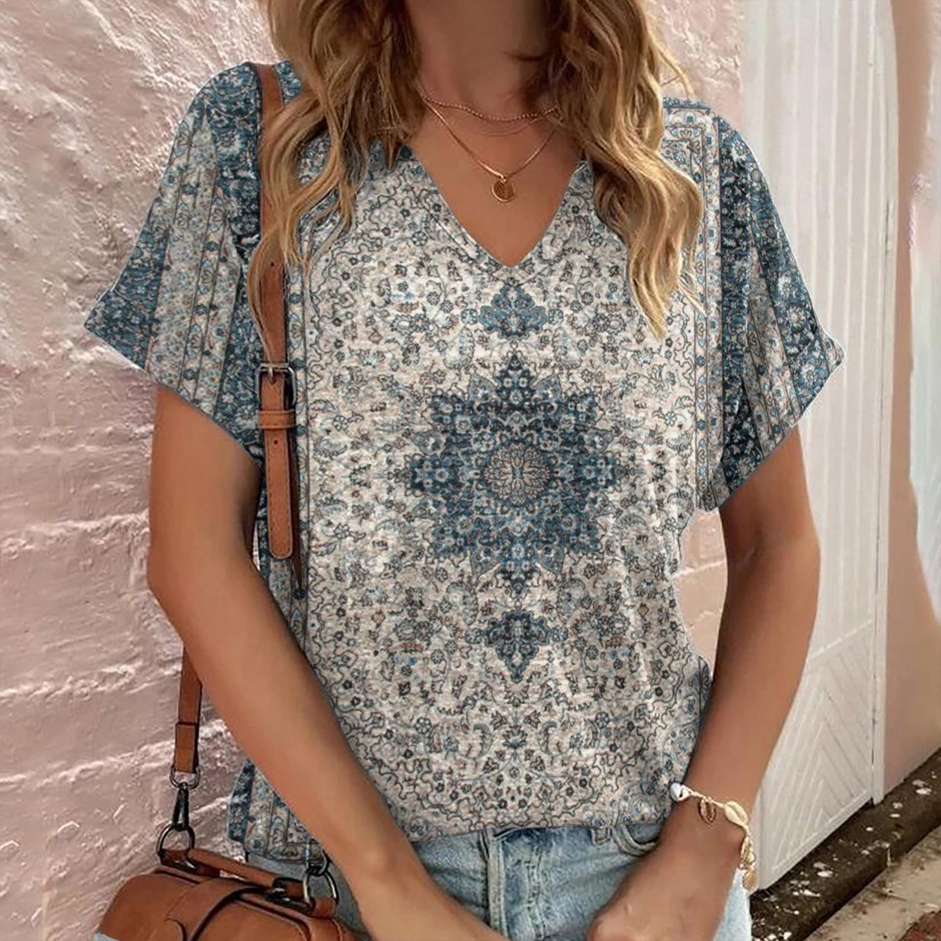 Літній топ з V-подібним вирізом з 3D-принтом, ретро, модний, повсякденний, з коротким рукавом, жіночі футболки XXL
Літній топ з V-подібним вирізом з 3D-принтом, ретро, модний, повсякденний, з коротким рукавом, жіночі футболки XXL