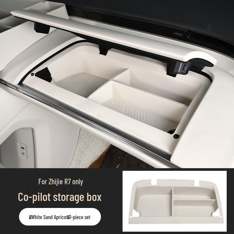 Zhijie R7 Co-pilot Silicone Storage Organizer for Car Interior
Zhijie R7 Co-pilot Silicone Storage Organizer for Car Interior
