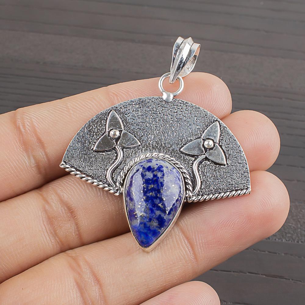 Natural Lapis Lazuli Gemstone 925 Sterling Silver Jewelry Designer Pendant 1.63 AJP-1994
Natural Lapis Lazuli Gemstone 925 Sterling Silver Jewelry Designer Pendant 1.63 AJP-1994
