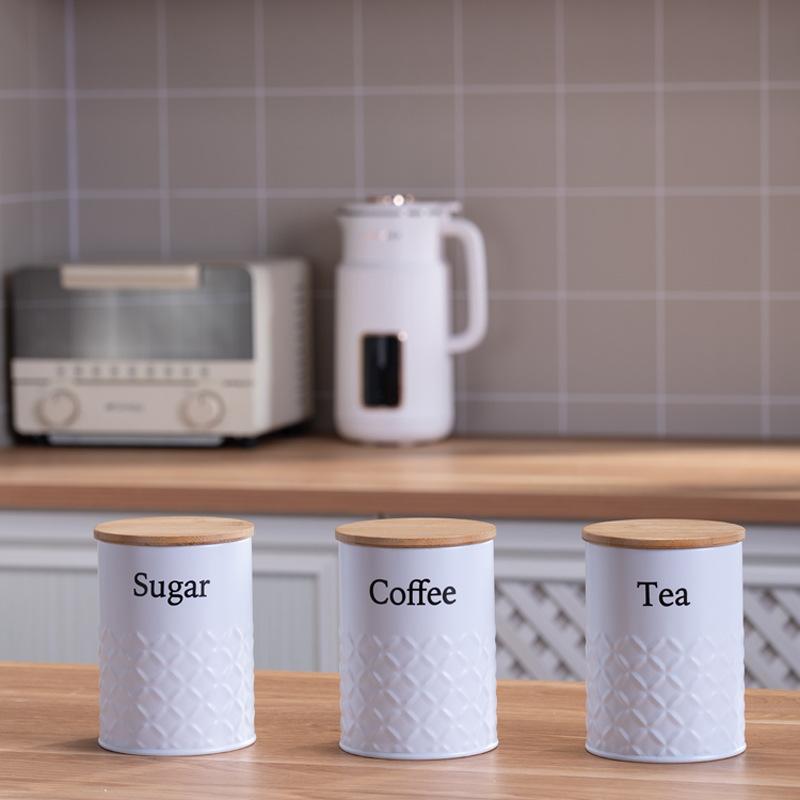 Kitchen bamboo cover bread storage box metal pattern breathable fresh-keeping box household square food storage tank
Kitchen bamboo cover bread storage box metal pattern breathable fresh-keeping box household square food storage tank