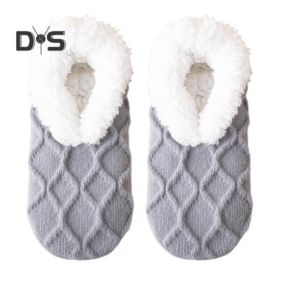 1 пара зимних носков-тапочек, утолщенные, пушистые, плюшевые, устойчивые к холоду, с нескользящей подошвой, теплые, осенне-зимние, праздничные, послеродовые, сон-носки серый
1 пара зимних носков-тапочек, утолщенные, пушистые, плюшевые, устойчивые к холоду, с нескользящей подошвой, теплые, осенне-зимние, праздничные, послеродовые, сон-носки серый