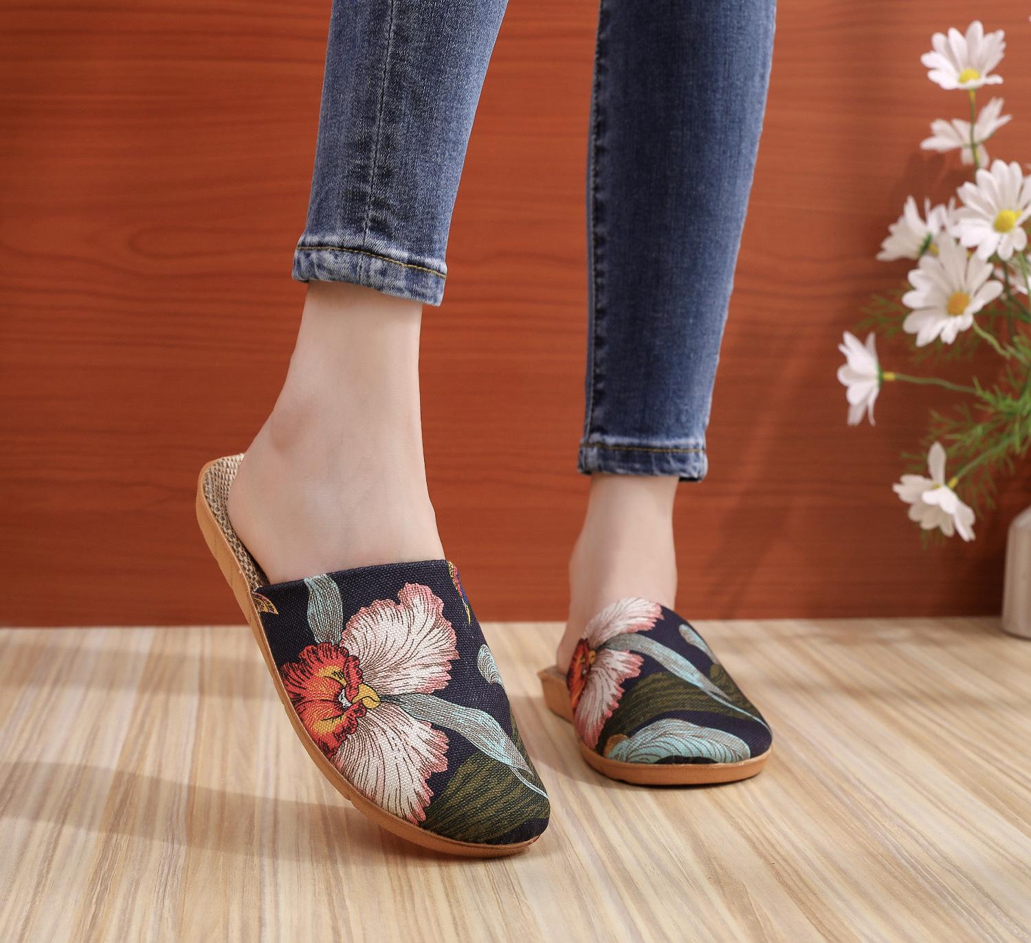Spring/Summer 2025 National Style Unisex Cotton Linen Sandals - Thick Sole, Soft, Breathable Indoor Wear 27 Male (Fit 40-41)
Spring/Summer 2025 National Style Unisex Cotton Linen Sandals - Thick Sole, Soft, Breathable Indoor Wear 27 Male (Fit 40-41)
