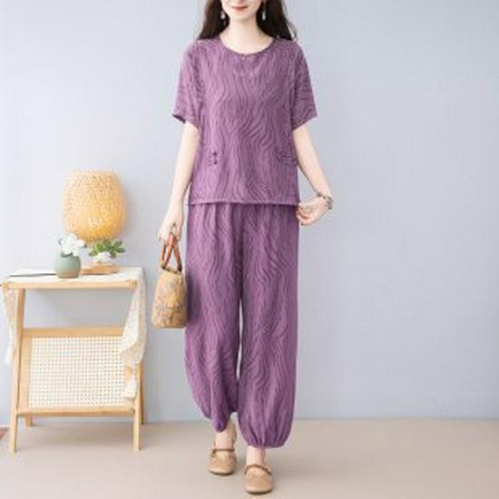 Comfortable Plus Size Summer Set for Middle-Aged Women - Breathable Short Sleeve Style 4XL (recommended 135-150 jin)
Comfortable Plus Size Summer Set for Middle-Aged Women - Breathable Short Sleeve Style 4XL (recommended 135-150 jin)