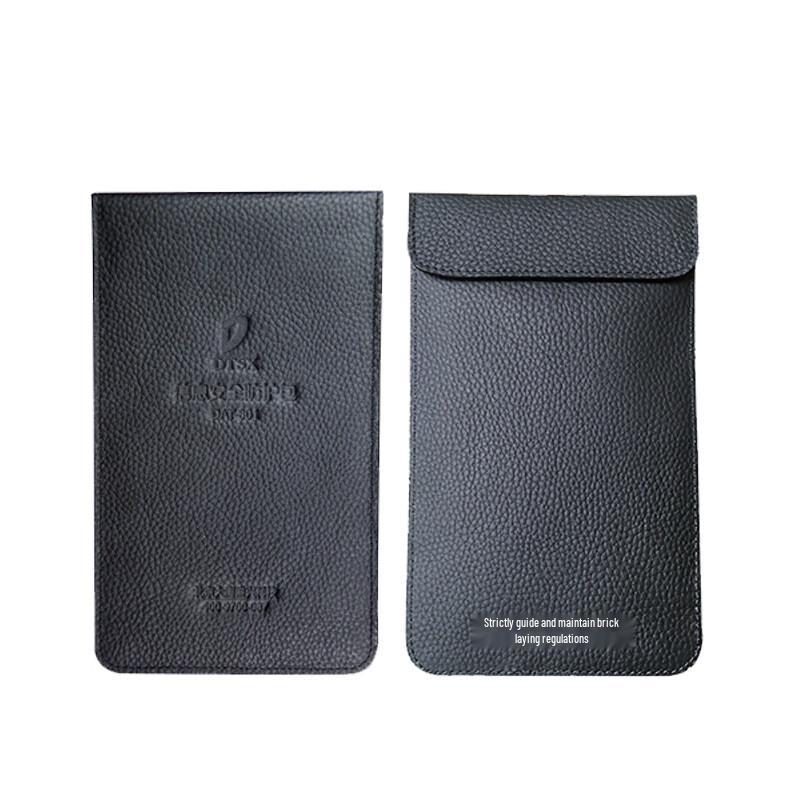 TANG QUAN Signal Blocking Pouch
TANG QUAN Signal Blocking Pouch