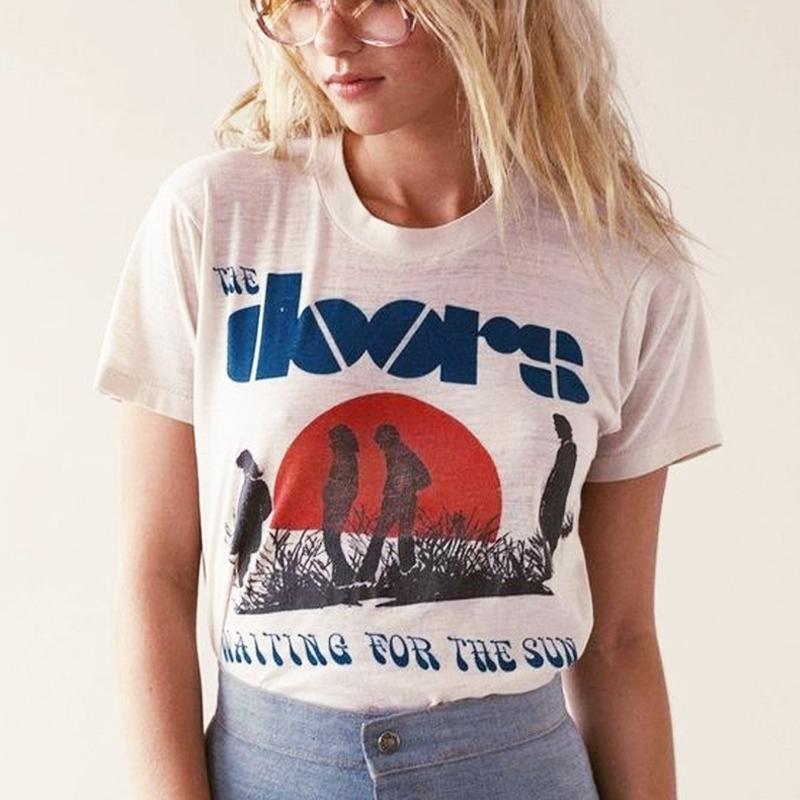 Doors Sun Print Graphic Tee Short Sleeve Women Kawaii Top Casual Y2k Vintage Aesthetic Streetwear FeUnisex Clothes 4XL
Doors Sun Print Graphic Tee Short Sleeve Women Kawaii Top Casual Y2k Vintage Aesthetic Streetwear FeUnisex Clothes 4XL