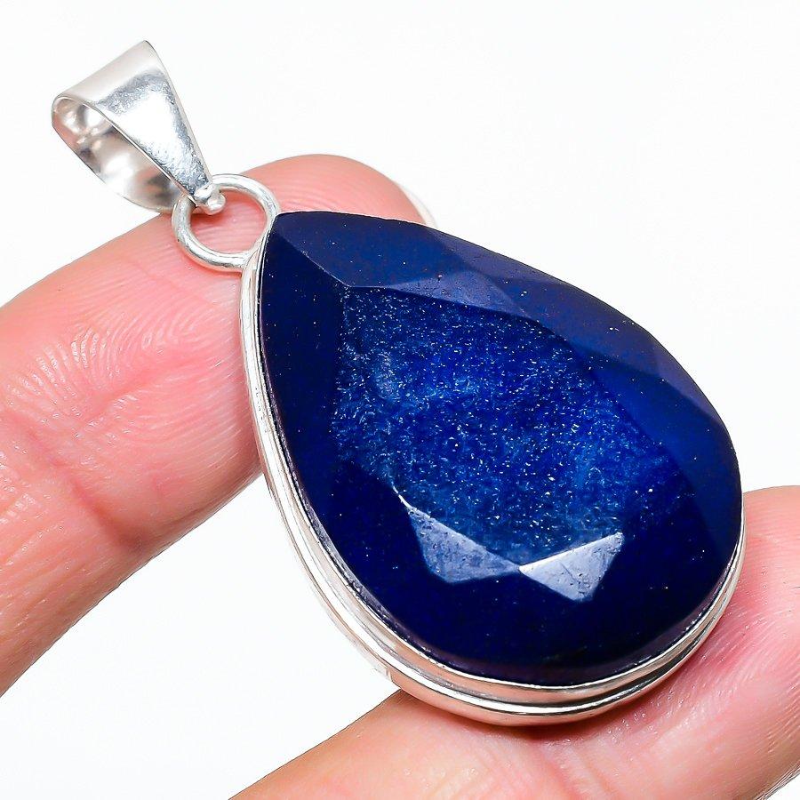 Сапфир(Смоделированный) Этническая ювелирная подвеска ручной работы с драгоценными камнями 2,09 дюйма SR-9050 
Сапфир(Смоделированный) Этническая ювелирная подвеска ручной работы с драгоценными камнями 2,09 дюйма SR-9050