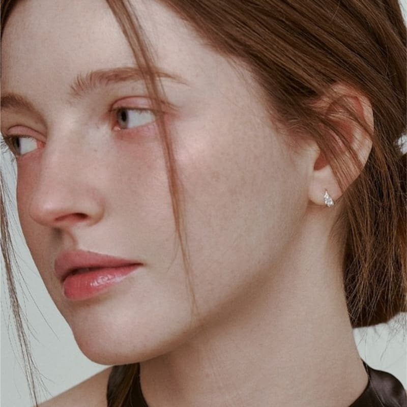 SIEOR (silver 925) One-Touch Purely Earrings F
SIEOR (silver 925) One-Touch Purely Earrings F