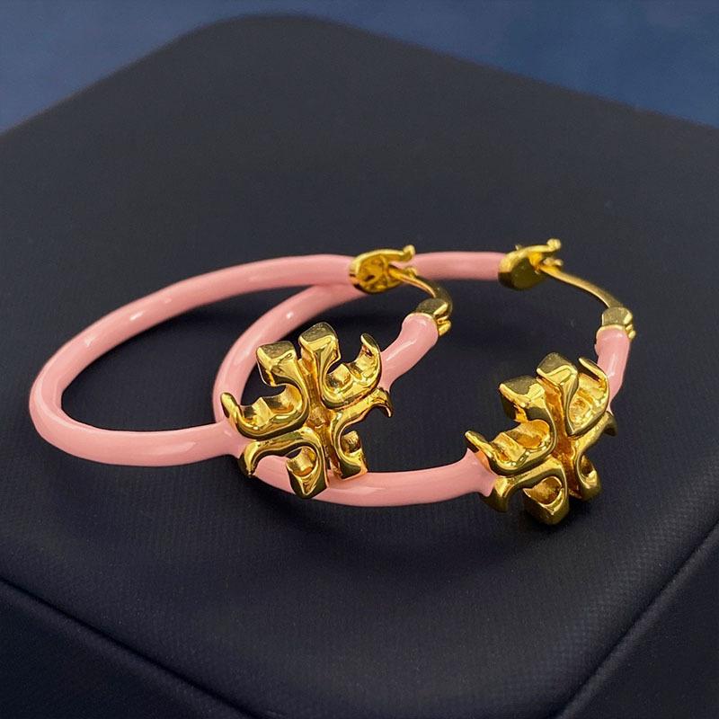 Серьги Double Tt Retro Ins в гонконгском стиле с цветной эмалью, женские, преувеличенные, атмосферные, блогерские, большие круглые серьги с пряжками
Серьги Double Tt Retro Ins в гонконгском стиле с цветной эмалью, женские, преувеличенные, атмосферные, блогерские, большие круглые серьги с пряжками