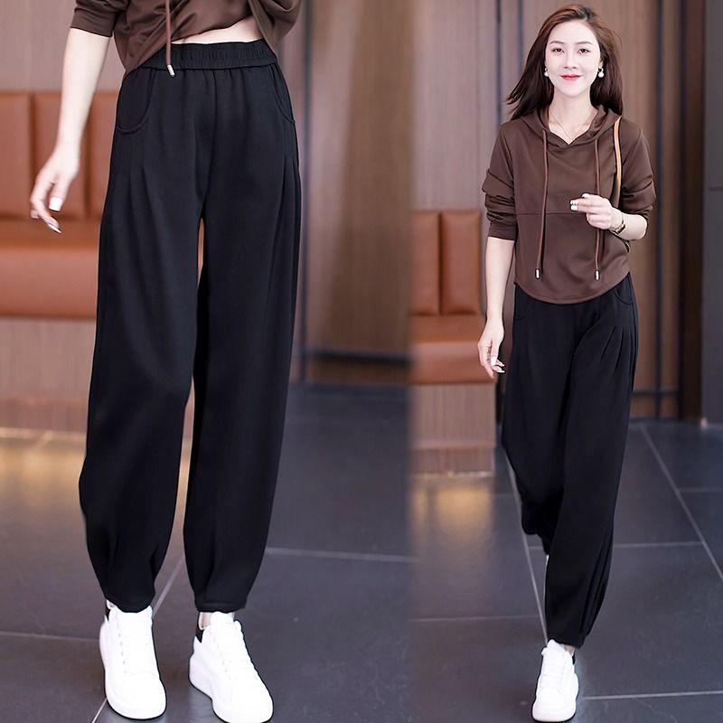 High Waist Plus Velvet Bloomer Pants for Women - Loose Slim Fit, Thickened Cuffs, Autumn/Winter 2023 Casual Sports Harem Style XL
High Waist Plus Velvet Bloomer Pants for Women - Loose Slim Fit, Thickened Cuffs, Autumn/Winter 2023 Casual Sports Harem Style XL