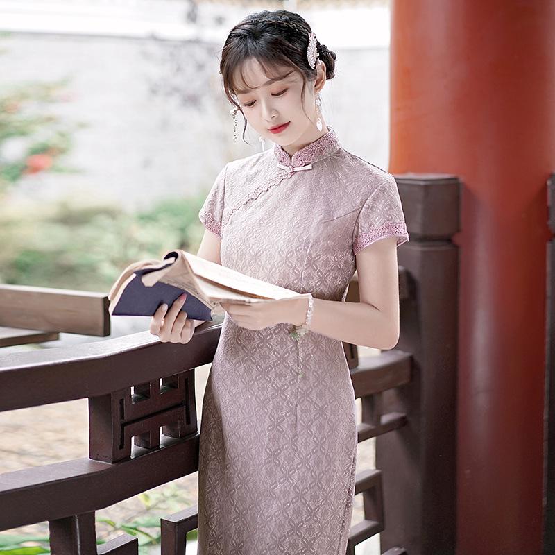 Весняно-літня різнокольорова мереживна сукня 2025: Елегантний та приталений крій для молодої дівчини Double Extra Large світло-фіолетового кольору
Весняно-літня різнокольорова мереживна сукня 2025: Елегантний та приталений крій для молодої дівчини Double Extra Large світло-фіолетового кольору