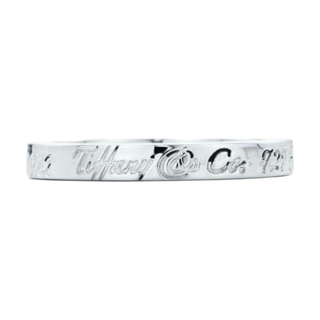 Tiffany & Co. Notes Collection Fifth Avenue Engraved 925 Silver Ring Women ring GRP02212 Box,7
Tiffany & Co. Notes Collection Fifth Avenue Engraved 925 Silver Ring Women ring GRP02212 Box,7