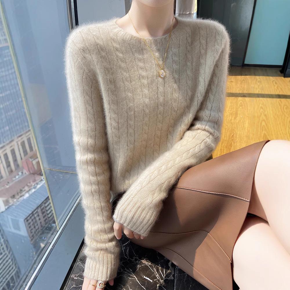 Women s Slim Fit 100% Wool Cable Knit Sweater - Round Neck, Versatile Autumn/Winter Pullover XL (125-135 lbs)
Women s Slim Fit 100% Wool Cable Knit Sweater - Round Neck, Versatile Autumn/Winter Pullover XL (125-135 lbs)