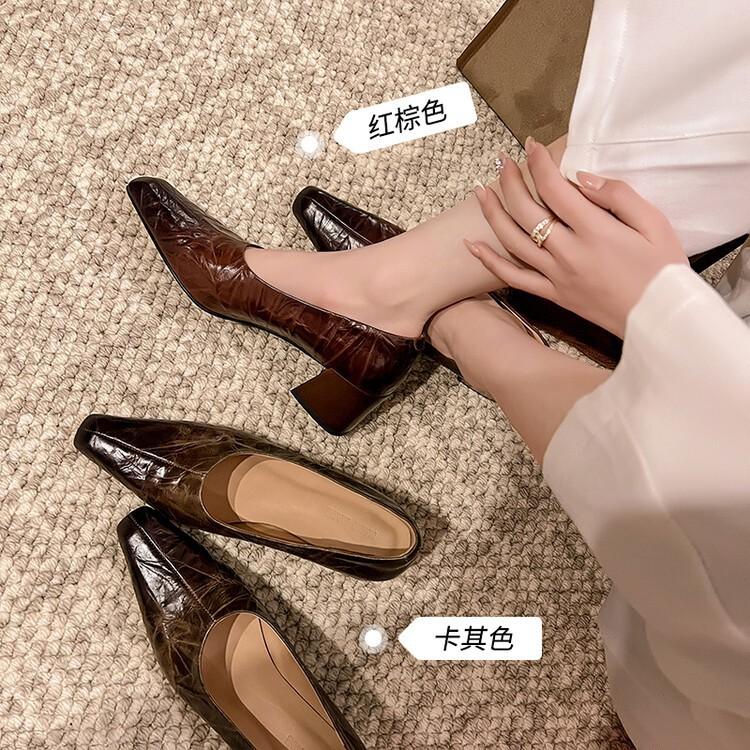 2025 новая модель, ретро туфли на среднем толстом каблуке с маленьким квадратным носком из коровьей кожи первого слоя, туфли-лодочки на высоком каблуке 5,5 см, маленькие кожаные туфли женские 39 хаки
2025 новая модель, ретро туфли на среднем толстом каблуке с маленьким квадратным носком из коровьей кожи первого слоя, туфли-лодочки на высоком каблуке 5,5 см, маленькие кожаные туфли женские 39 хаки