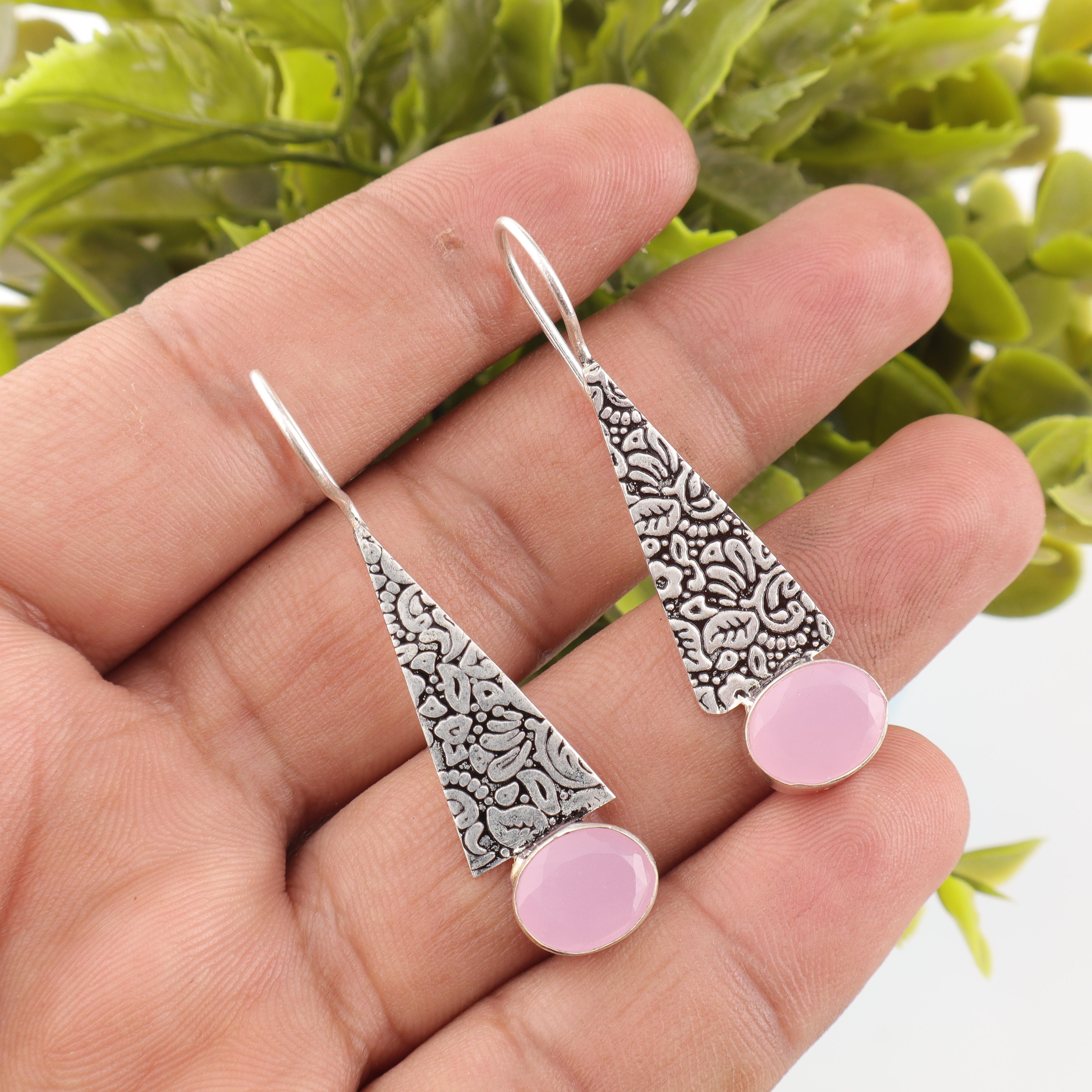 Серьги с розовым халцедоном, драгоценные камни, серьги ручной работы из цельного серебра 925 пробы, ювелирные изделия последнего дизайна 1.9 Inches розовый
Серьги с розовым халцедоном, драгоценные камни, серьги ручной работы из цельного серебра 925 пробы, ювелирные изделия последнего дизайна 1.9 Inches розовый