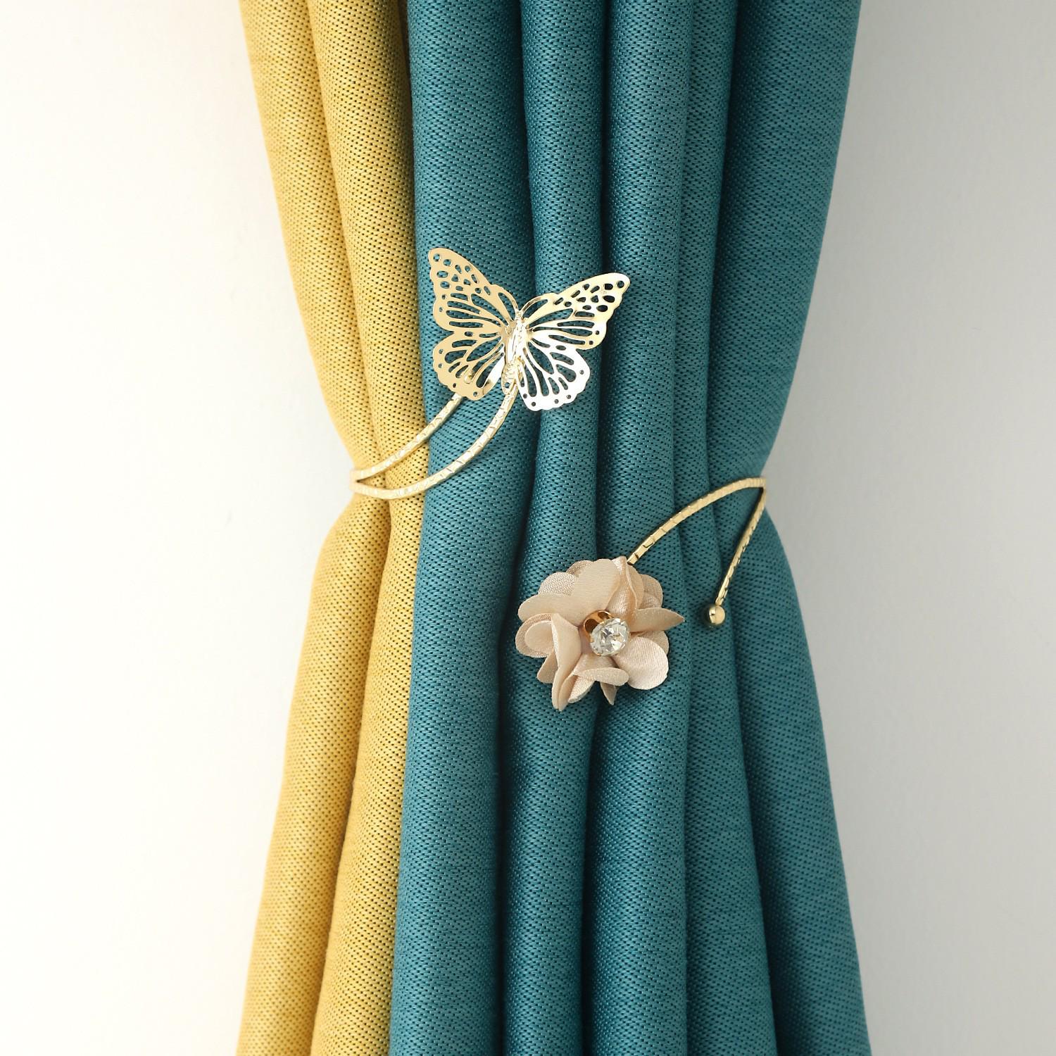 Елегантні Перебільшені Квіткові Ажурні Підхвати для Штор, Мінімалістичний Металевий Дизайн з Метеликами
Елегантні Перебільшені Квіткові Ажурні Підхвати для Штор, Мінімалістичний Металевий Дизайн з Метеликами