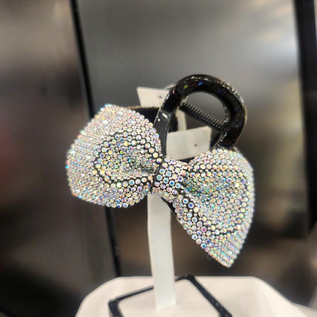 Atria Blingstone P Ribbon Clip TKSHPIN000001ABF
Atria Blingstone P Ribbon Clip TKSHPIN000001ABF