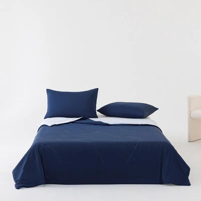 Advanced Sense Class A Double-sided Cooling Antibacterial Air Conditioning Quilt Ice Silk Summer Cooling Quilt Machine Washable 150x200cm 1pcs
Advanced Sense Class A Double-sided Cooling Antibacterial Air Conditioning Quilt Ice Silk Summer Cooling Quilt Machine Washable 150x200cm 1pcs